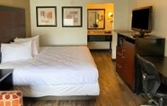 Bilik Tidur 3 Clarion Pointe Independence - Kansas City