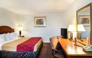 Bilik Tidur 3 Econo Lodge Inn and Suites Northborough MA