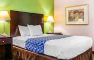 Bilik Tidur 4 Econo Lodge Vincennes IN