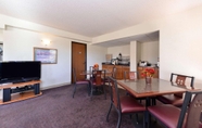 ห้องนอน 3 Executive Plus Inn and Suites (ex Americas Best Value Inn Elk City)