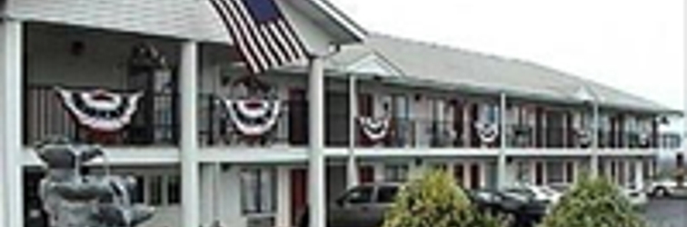 Exterior Knights Inn and Suites Branson