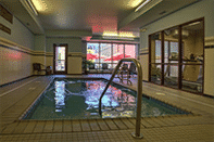 Swimming Pool Centerstone Plaza Hotel Warner