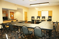 Ruangan Fungsional Holiday Inn Express Olean, an IHG Hotel