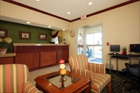 Lobby Quality Inn and Suites Bay City