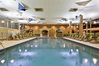 Swimming Pool Delta Hotels By Marriott Kalamazoo Conference Center