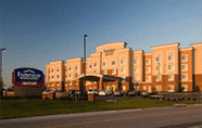 Exterior 2 Fairfield Inn & Suites Kansas City Overland Park