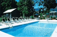 Swimming Pool Country Garden Inn & Spa