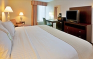 Bilik Tidur 4 Clarion Pointe Near Fort Campbell