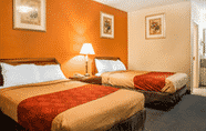 Kamar Tidur 4 Red Carpet Inn Norwalk CT