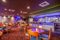 Bar, Kafe, dan Lounge La Quinta by Wyndham Seattle Federal Way (ex. Clarion Hotel Federal Way - Seattle)