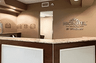 Lobby Microtel Inn & Suites by Wyndham Aztec