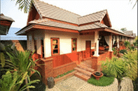 Bên ngoài Bantham Hill Homestay