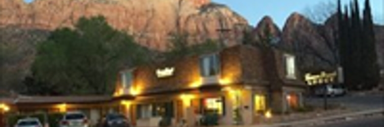 ภายนอกอาคาร Zion Canyon Lodge