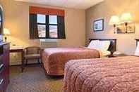 Kamar Tidur Howard Johnson Bronx Near Stadium