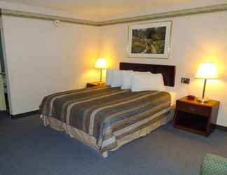 Kamar Tidur 2 Lancaster Budget Host Inn and Suites