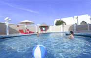 Swimming Pool 2 Liwa Hotel