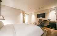 Kamar Tidur 5 HOTEL LONDONER