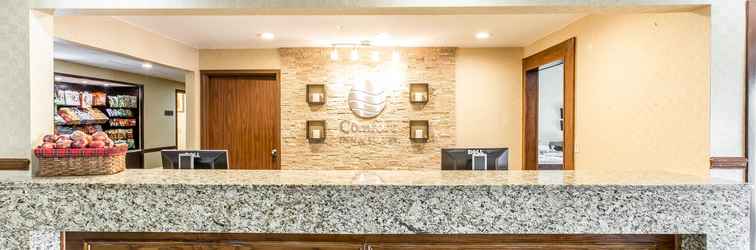 Lobi Comfort Inn and Suites Robins AFB