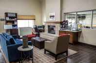 Bar, Kafe, dan Lounge Comfort Suites Fort Collins Near University