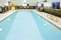 Kolam Renang Hyatt Place Fairbanks (ex. Holiday Inn Express and Suites Fairbanks)