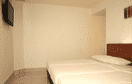 Bedroom 3 V Hotel