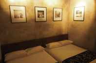 Kamar Tidur The Hulo Hotel & Gallery