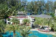 Swimming Pool The Pearl of Naithon