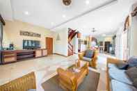 Khu vực công cộng Grand Party Pool Villa by All Villas