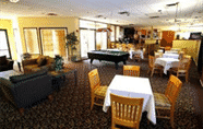 Restoran 4 Hotel D Lins Ontario Airport