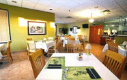 Restoran 5 Hotel D Lins Ontario Airport