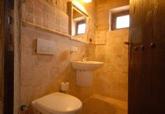 其他 3 The Dorm Cave By Travellers