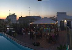 Others 4 Oasis Backpackers' Palace Seville