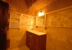 其他 3 Travellers Cave Pension