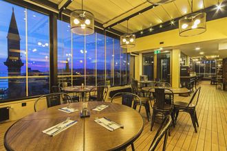 อื่นๆ 4 Ada Karakoy