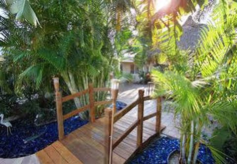 Others Casitas Coral Ridge formerly Estoril Paradise Inn