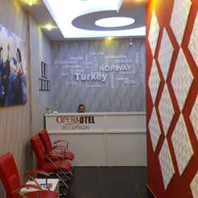 โอเปร่า โอเต็ล 1, โรงแรม & ที่พัก Atik Motor