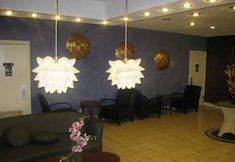 Others 2 Red Carpet Inn - Airport