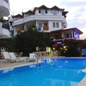 Naturella Hotel 1, Hotel Hadrian's Gate