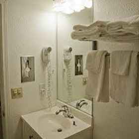 Harborview Inn and Suites 1, Hotel San Diego International Airport (SAN)