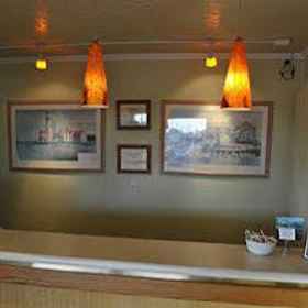 Americas Best Value Inn And Suites Newport 1, Hotel Don Davis Memorial Park