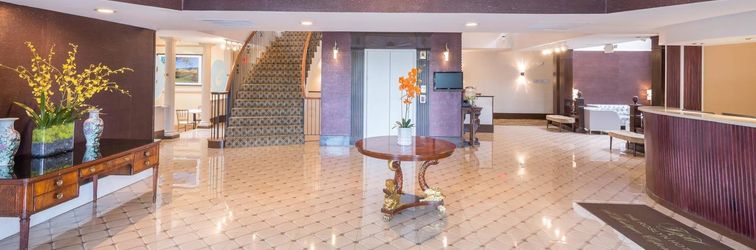 Others The Roslyn Hotel