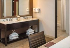 其他 5 DoubleTree by Hilton Bend