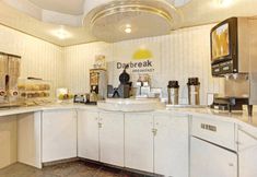 Khác 5 Days Inn Fife