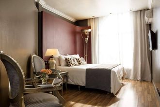 อื่นๆ 4 Unique Executive Central