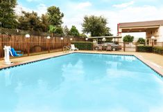 Others 4 SUPER 8 ARLINGTON EAST