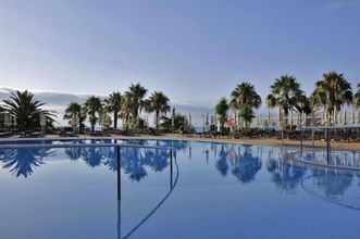 Lainnya 4 Four Views Oasis