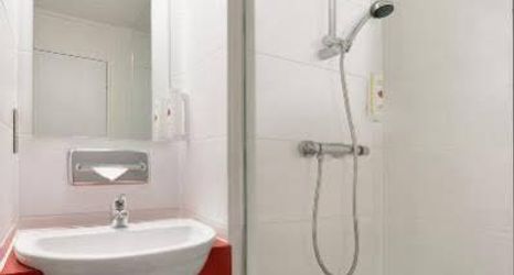 อื่นๆ 2 Days Inn Bristol M5