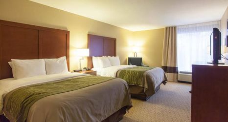 Others 2 Comfort Inn I-40 East