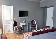 อื่นๆ 6 Unique Executive Central