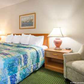 Econo Lodge Lincoln City Or1 , 飯店Roads End State Recreation Site